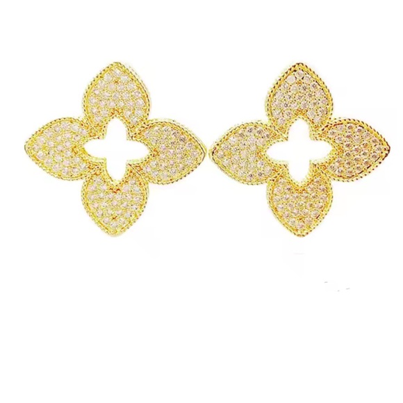 Neiman Marcus Jewelry - 14kt 2ct Venetian Earrings